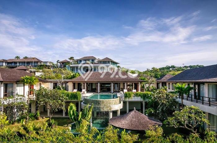 FOR SALE! Vila di , Area 1729m2m², Lokasi Strategis FOR SALE! Vila di , Area 1729m2m², Lokasi Strategis