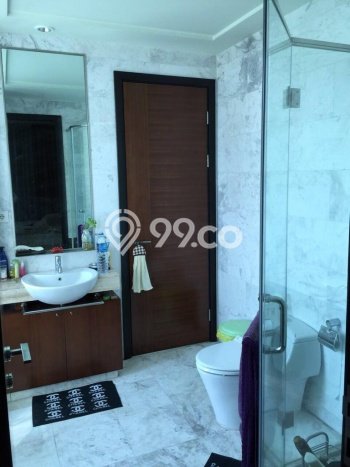 Hunian Apartemen Eksklusif untuk Dijual di Jakarta Selatan dengan 3 BR & 2 Kamar Mandi Hunian Apartemen Eksklusif untuk Dijual di Jakarta Selatan dengan 3 BR & 2 Kamar Mandi