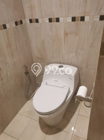 Rumah Luxury Modern Tanpa Renovasi di Intercon Jakarta Barat Rumah Luxury Modern Tanpa Renovasi di Intercon Jakarta Barat