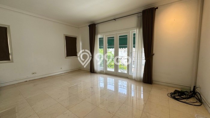 Dijual Rumah Premium dengan Fasilitas Sekitar Lengkap di Serpong Utara, Tangerang Selatan Dijual Rumah Premium dengan Fasilitas Sekitar Lengkap di Serpong Utara, Tangerang Selatan