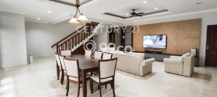 Rumah Luxury Modern Tanpa Renovasi di Pondok Indah Jakarta Selatan Rumah Luxury Modern Tanpa Renovasi di Pondok Indah Jakarta Selatan