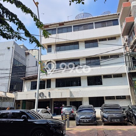 Untuk Disewa Ruko di Gambir Jakarta Pusat LT 500m2, LB 185m2 Untuk Disewa Ruko di Gambir Jakarta Pusat LT 500m2, LB 185m2