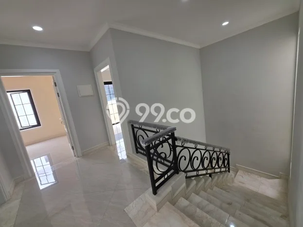 Dijual Rumah Mewah Exclusive di Kembangan, Jakarta Barat Dijual Rumah Mewah Exclusive di Kembangan, Jakarta Barat