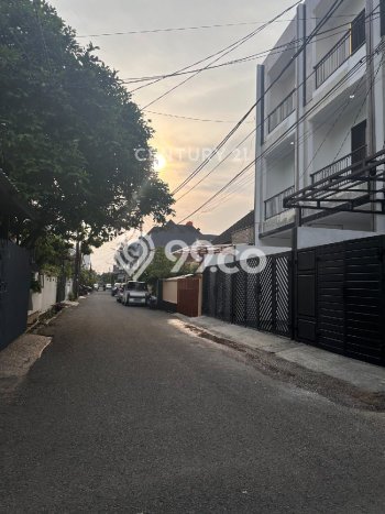 Rumah Modern 4 KT di Duri Kepa Jakarta Barat Full Furnished Rumah Modern 4 KT di Duri Kepa Jakarta Barat Full Furnished