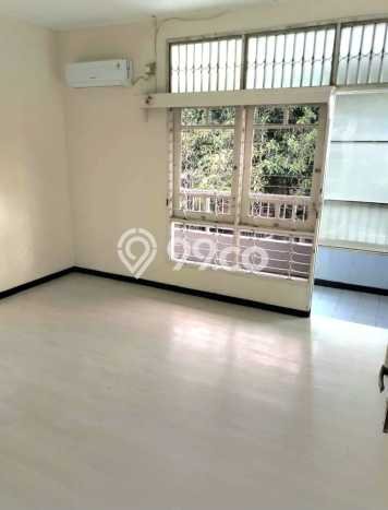 Disewakan! Rumah 2 Kamar Tidur &
2 Kamar Mandi di Sektor 9-Bintaro, Tangerang Selatan Disewakan! Rumah 2 Kamar Tidur &
2 Kamar Mandi di Sektor 9-Bintaro, Tangerang Selatan
