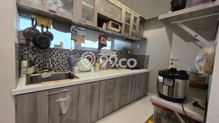 For Sale! Luxury House LT 208m2 Desain Modern di Sektor 9-Bintaro For Sale! Luxury House LT 208m2 Desain Modern di Sektor 9-Bintaro