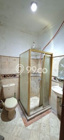 Rumah Elit Modern Tanpa Renovasi di Rempoa Tangerang Selatan Rumah Elit Modern Tanpa Renovasi di Rempoa Tangerang Selatan