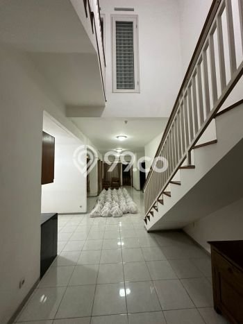 Disewakan! Rumah 3 Kamar Tidur &
2 Kamar Mandi di Sektor 2 - Bintaro, Jakarta Selatan Disewakan! Rumah 3 Kamar Tidur &
2 Kamar Mandi di Sektor 2 - Bintaro, Jakarta Selatan