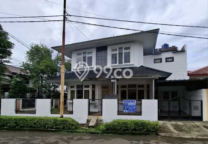 Jarang Ada! Rumah Sewa 4 Kamar Nyaman Siap Huni Sektor 2 - Bintaro Jarang Ada! Rumah Sewa 4 Kamar Nyaman Siap Huni Sektor 2 - Bintaro