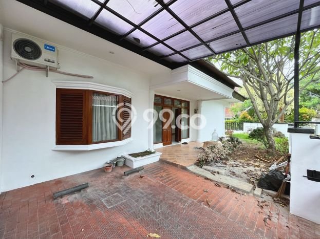 Rumah Nyaman di Bintaro, 3 KT, Area Tenang, LT 240m² Bangunan 150m² Rumah Nyaman di Bintaro, 3 KT, Area Tenang, LT 240m² Bangunan 150m²