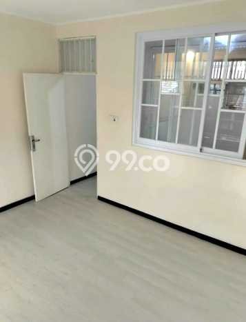 Disewakan! Rumah 2 Kamar Tidur &
2 Kamar Mandi di Sektor 9-Bintaro, Tangerang Selatan Disewakan! Rumah 2 Kamar Tidur &
2 Kamar Mandi di Sektor 9-Bintaro, Tangerang Selatan