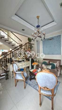Rumah Elit LB 200m2 Siap Pakai Desain Elegan di Veteran, Jakarta Selatan Rumah Elit LB 200m2 Siap Pakai Desain Elegan di Veteran, Jakarta Selatan