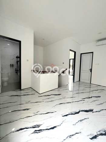 Ready to Use! Luxury House LT 156m2 Desain Modern di Sektor 9-Bintaro Ready to Use! Luxury House LT 156m2 Desain Modern di Sektor 9-Bintaro