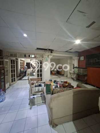 Hunian Mewah LB 102m2 Siap Huni Desain Elegan di Sektor 1 - Bintaro, Jakarta Selatan Hunian Mewah LB 102m2 Siap Huni Desain Elegan di Sektor 1 - Bintaro, Jakarta Selatan