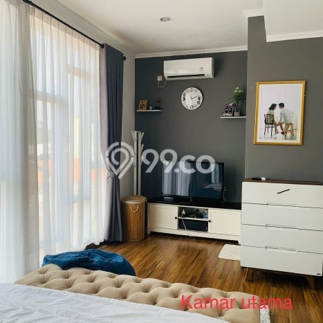 For Sale Rumah 4 Kamar Lokasi Strategis Nyaman dan Strategis di Cinere For Sale Rumah 4 Kamar Lokasi Strategis Nyaman dan Strategis di Cinere