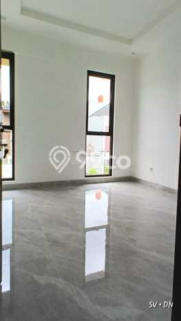 Hunian Mewah LB 220m2 Siap Pakai Desain Elegan di Sektor 9-Bintaro, Tangerang Selatan Hunian Mewah LB 220m2 Siap Pakai Desain Elegan di Sektor 9-Bintaro, Tangerang Selatan