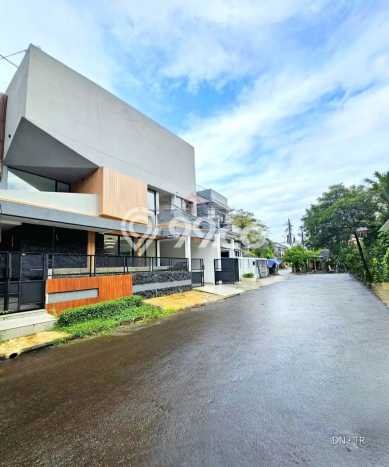 Ready to Use! Premium House LT 180m2 Desain Modern di Sektor 9-Bintaro Ready to Use! Premium House LT 180m2 Desain Modern di Sektor 9-Bintaro