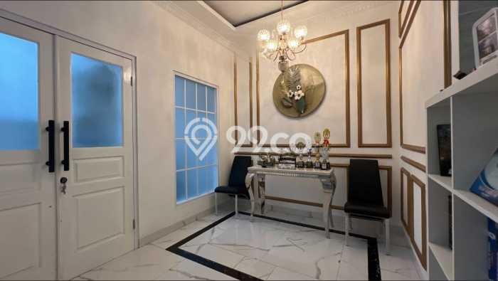 For Sale! Premium House LT 180m2 Desain Elegan di Sektor 7-Bintaro For Sale! Premium House LT 180m2 Desain Elegan di Sektor 7-Bintaro