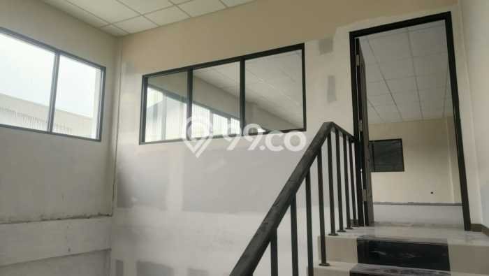 Gudang Dijual di Balaraja Tangerang dengan LB 2924m2 Gudang Dijual di Balaraja Tangerang dengan LB 2924m2