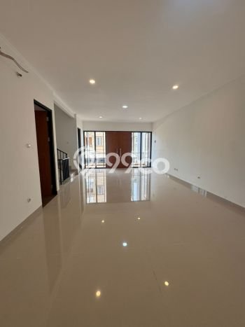 Rumah Elit Modern Tanpa Renovasi di Muara Karang Jakarta Utara Rumah Elit Modern Tanpa Renovasi di Muara Karang Jakarta Utara