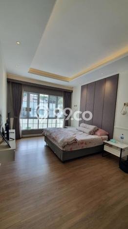 Jual Rumah Mewah Elegan Dengan View Eksklusif di Alam Sutera, Tangerang Jual Rumah Mewah Elegan Dengan View Eksklusif di Alam Sutera, Tangerang