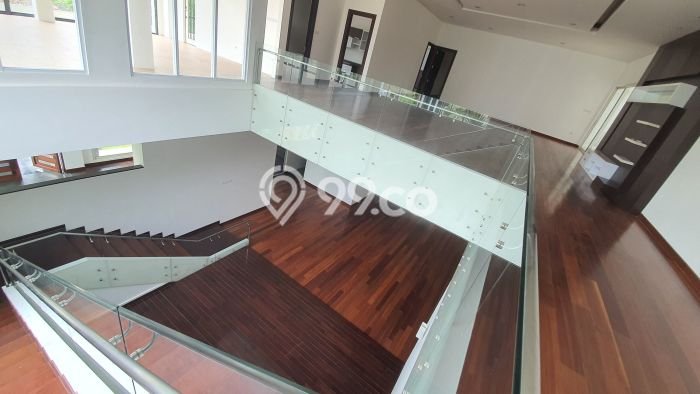 For Sale! Luxury House LT 1000m2 Desain Elegan di Gading Serpong For Sale! Luxury House LT 1000m2 Desain Elegan di Gading Serpong