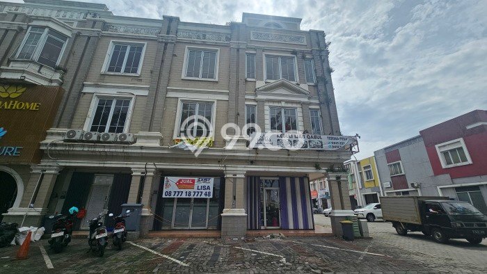 Ruko Dijual di Tangerang LT 67m2 & LB 150m2 Lokasi Terbaik! Ruko Dijual di Tangerang LT 67m2 & LB 150m2 Lokasi Terbaik!