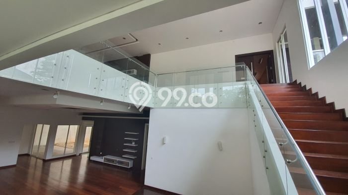 For Sale! Luxury House LT 1000m2 Desain Elegan di Gading Serpong For Sale! Luxury House LT 1000m2 Desain Elegan di Gading Serpong