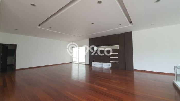 For Sale! Luxury House LT 1000m2 Desain Elegan di Gading Serpong For Sale! Luxury House LT 1000m2 Desain Elegan di Gading Serpong