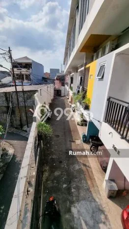 Rumah Strategis Minimalis Lb 75m2 di Cempaka Putih, Jakarta Pusat Rumah Strategis Minimalis Lb 75m2 di Cempaka Putih, Jakarta Pusat