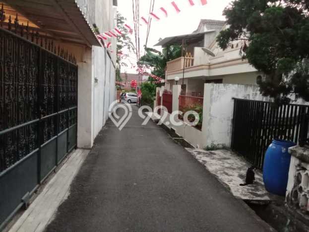 Jual Rumah Strategis Bagus Punya 3 KT di Tebet Jakarta Selatan - Jual Rumah Strategis Bagus Punya 3 KT di Tebet Jakarta Selatan -