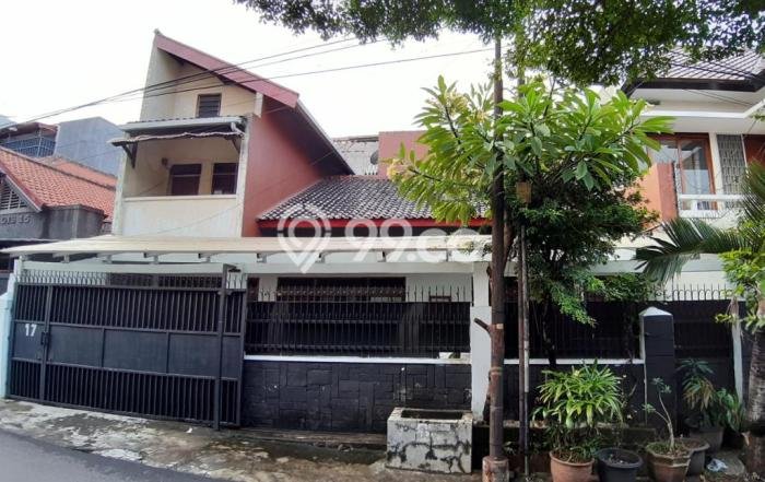 Hunian Mewah Siap Huni LT 250m2 di Tebet, Jakarta Selatan Hunian Mewah Siap Huni LT 250m2 di Tebet, Jakarta Selatan