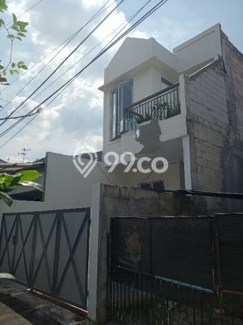 Rumah Strategis Minimalis Lb 120m2 di Tebet, Jakarta Selatan Rumah Strategis Minimalis Lb 120m2 di Tebet, Jakarta Selatan