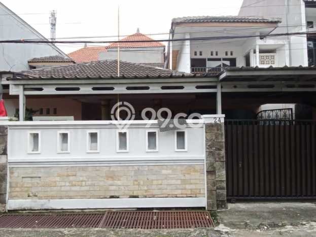 Disewakan Hunian Konsep Modern di Tebet Jakarta Selatan dengan 4 KT Disewakan Hunian Konsep Modern di Tebet Jakarta Selatan dengan 4 KT