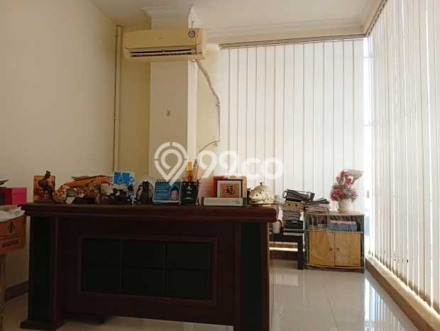 Ruko Usaha Dijual di Cengkareng Jakarta Barat LT 67m2 & LB 203m2 Ruko Usaha Dijual di Cengkareng Jakarta Barat LT 67m2 & LB 203m2