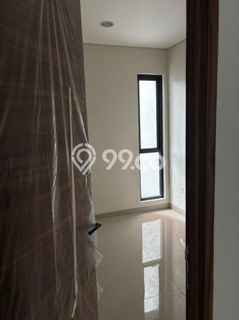 Dijual Hunian Rumah Nyaman 3 KT di Taman Surya, Jakarta Barat Dijual Hunian Rumah Nyaman 3 KT di Taman Surya, Jakarta Barat