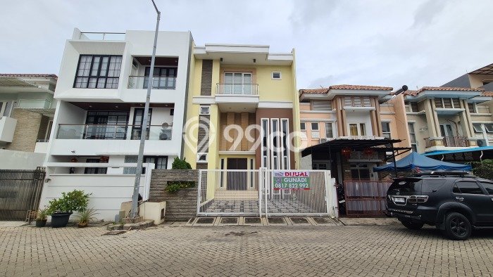 Siap Huni Hunian Elit 3 Kamar di Cengkareng Dekat ke Mana Pun Siap Huni Hunian Elit 3 Kamar di Cengkareng Dekat ke Mana Pun