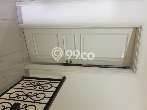 Disewakan! Rumah 3 Kamar Tidur &
3 Kamar Mandi di Green Lake City, Jakarta Barat Disewakan! Rumah 3 Kamar Tidur &
3 Kamar Mandi di Green Lake City, Jakarta Barat