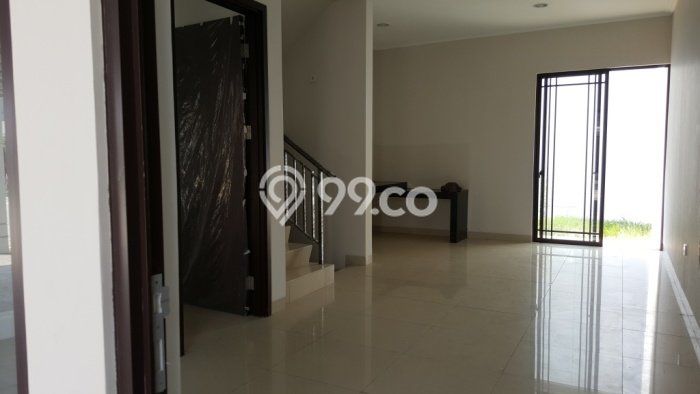 Disewakan! Rumah 3 Kamar Tidur &
2 Kamar Mandi di Green Lake City, Jakarta Barat Disewakan! Rumah 3 Kamar Tidur &
2 Kamar Mandi di Green Lake City, Jakarta Barat