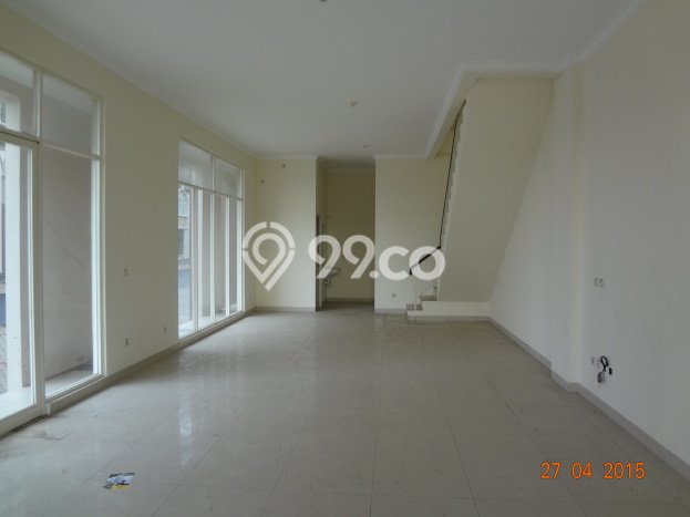 Ruko Bagus Dijual LB 350m2 Lokasi Strategis Jakarta Barat Area Cocok untuk Berbisnis Ruko Bagus Dijual LB 350m2 Lokasi Strategis Jakarta Barat Area Cocok untuk Berbisnis