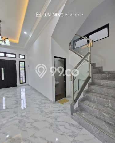 Hunian Mewah LB 250m2 Siap Huni Desain Elegan di BSD Griya Loka, Tangerang Hunian Mewah LB 250m2 Siap Huni Desain Elegan di BSD Griya Loka, Tangerang