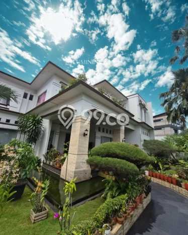 Rumah Mewah LB 900m2 Siap Huni Desain Elegan di Sentul City, Bogor Rumah Mewah LB 900m2 Siap Huni Desain Elegan di Sentul City, Bogor
