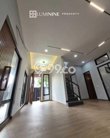 Hunian Elit LB 187m2 Siap Pakai Desain Elegan di BSD Griya Loka, Tangerang Hunian Elit LB 187m2 Siap Pakai Desain Elegan di BSD Griya Loka, Tangerang