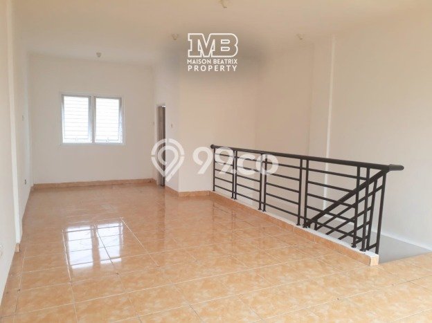 Ruko Dijual di Sepatan Tangerang dengan LB 164m2 Ruko Dijual di Sepatan Tangerang dengan LB 164m2