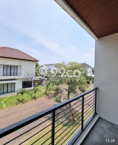 Rumah Mewah LB 225m2 Siap Pakai Desain Elegan di BSD The Icon, Tangerang Rumah Mewah LB 225m2 Siap Pakai Desain Elegan di BSD The Icon, Tangerang