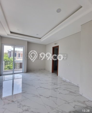 Rumah Mewah LB 225m2 Siap Pakai Desain Elegan di BSD The Icon, Tangerang Rumah Mewah LB 225m2 Siap Pakai Desain Elegan di BSD The Icon, Tangerang