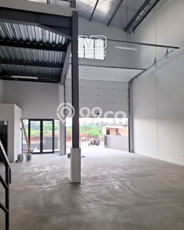 Gudang bagus disewakan di BSD Tangerang Selatan dengan LB 171m2 harga sewa terbaik Gudang bagus disewakan di BSD Tangerang Selatan dengan LB 171m2 harga sewa terbaik