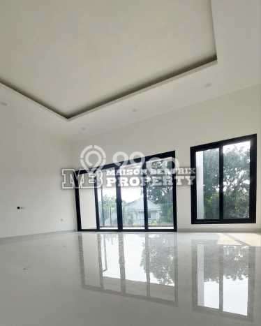Rumah Elit Modern Siap Huni di BSD Tangerang Rumah Elit Modern Siap Huni di BSD Tangerang