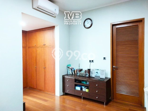 Siap Huni Rumah Mewah 4 Kamar di Cilandak Dekat ke Mana Pun Siap Huni Rumah Mewah 4 Kamar di Cilandak Dekat ke Mana Pun