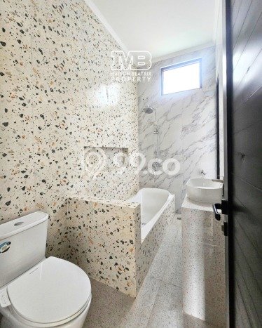 Siap Huni Hunian Elit 5 Kamar di BSD Dekat ke Mana Saja Siap Huni Hunian Elit 5 Kamar di BSD Dekat ke Mana Saja